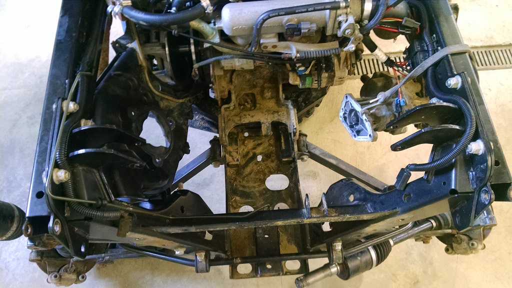 825i Constantly Jumps Out Of Gear - John Deere Gator Forums