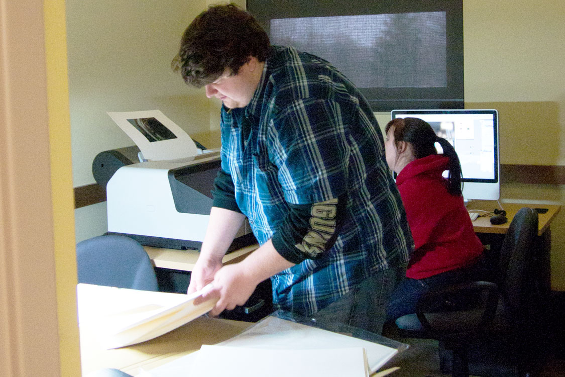 Handling prints in the printing lab